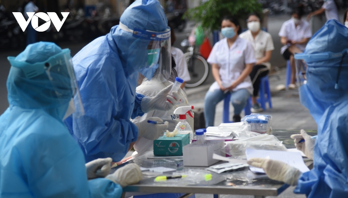 Bệnh viện Việt Đức đề nghị Hà Nội khẩn trương hỗ trợ lấy mẫu xét nghiệm